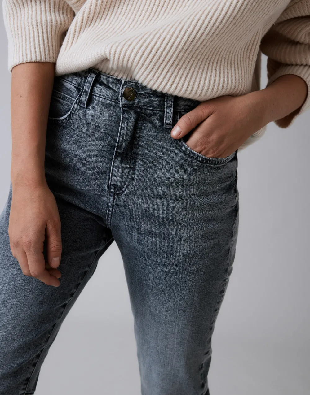 carrot_jeans_liandra_authentic_2.webp OPUS Fashion Carrot Jeans Liandra Authentic^ Jeans