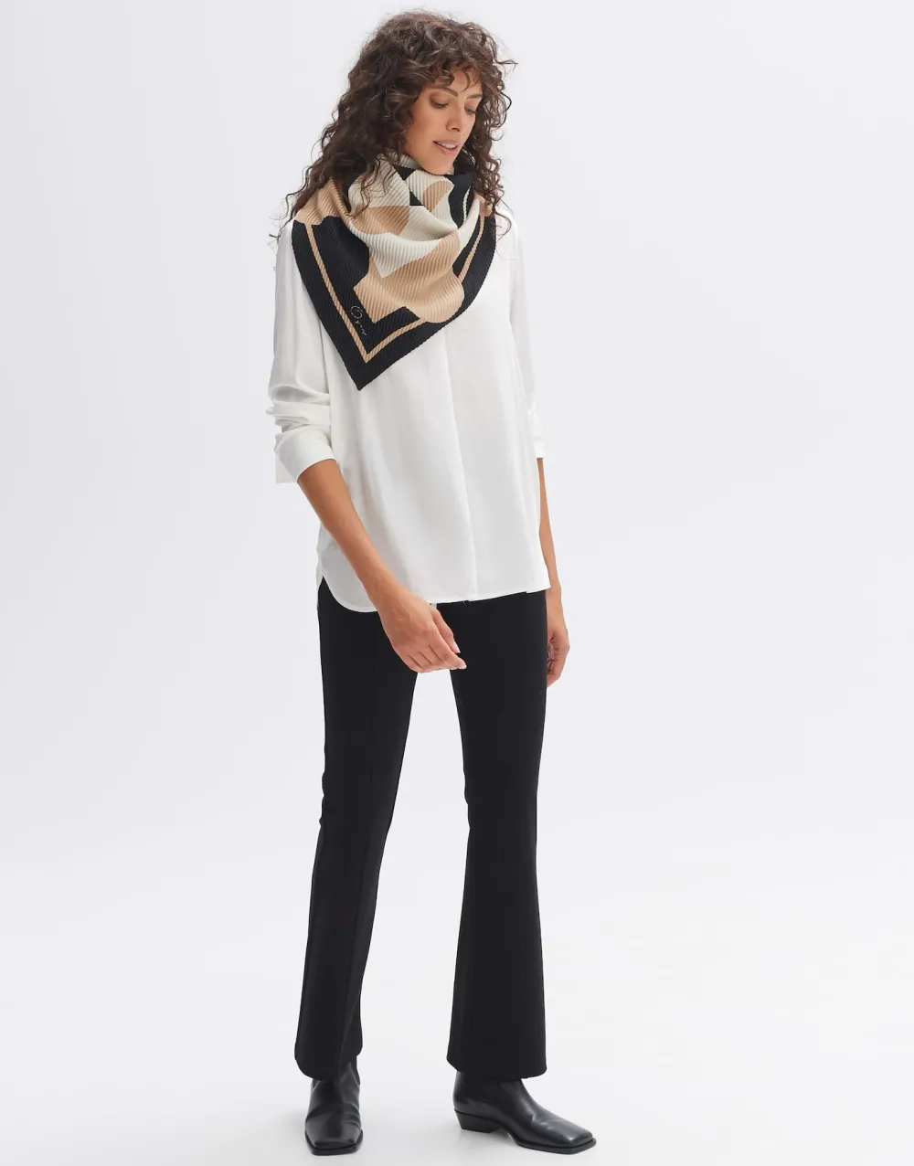 doek_aplissa_scarf_0.webp OPUS Fashion Doek Aplissa Scarf^ Accessoires