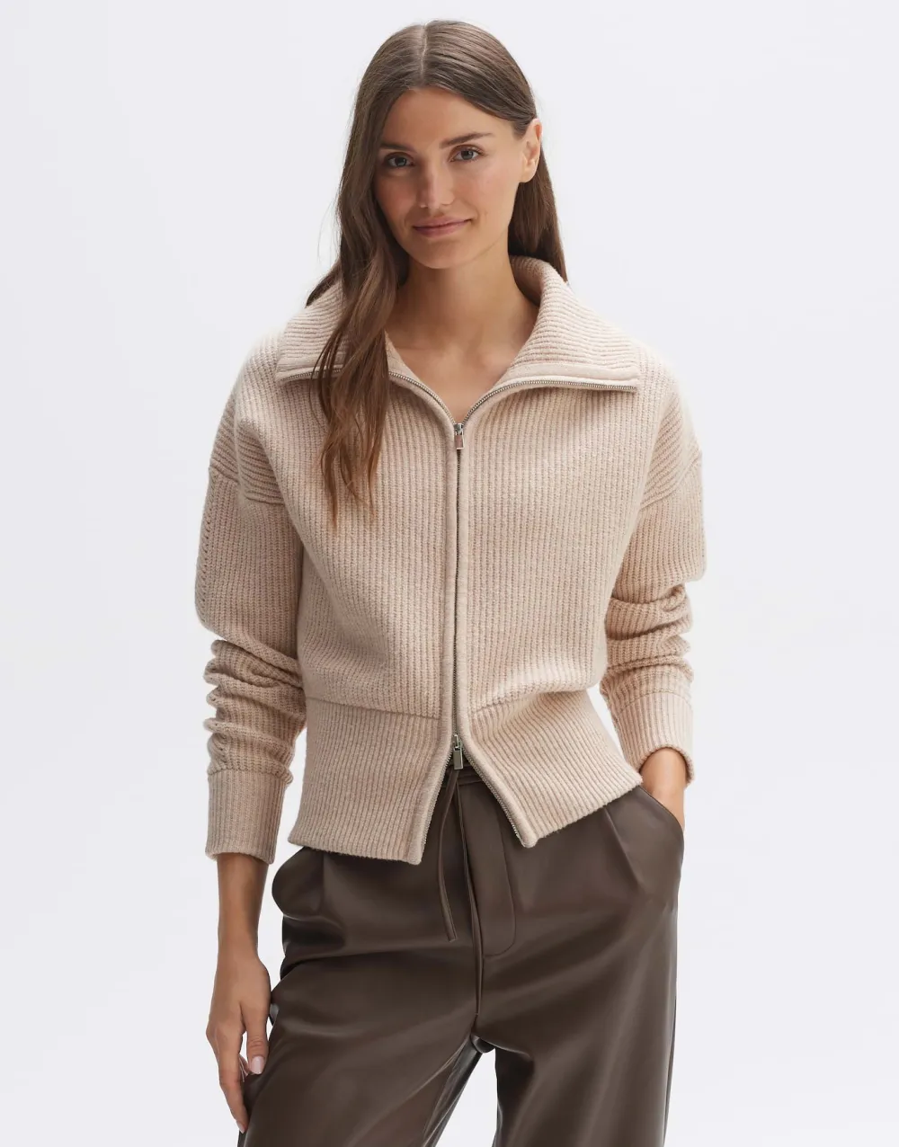 gebreid_vest_dujafi_1-1.webp OPUS Fashion Gebreid Vest Dujafi^ Gebreide Items