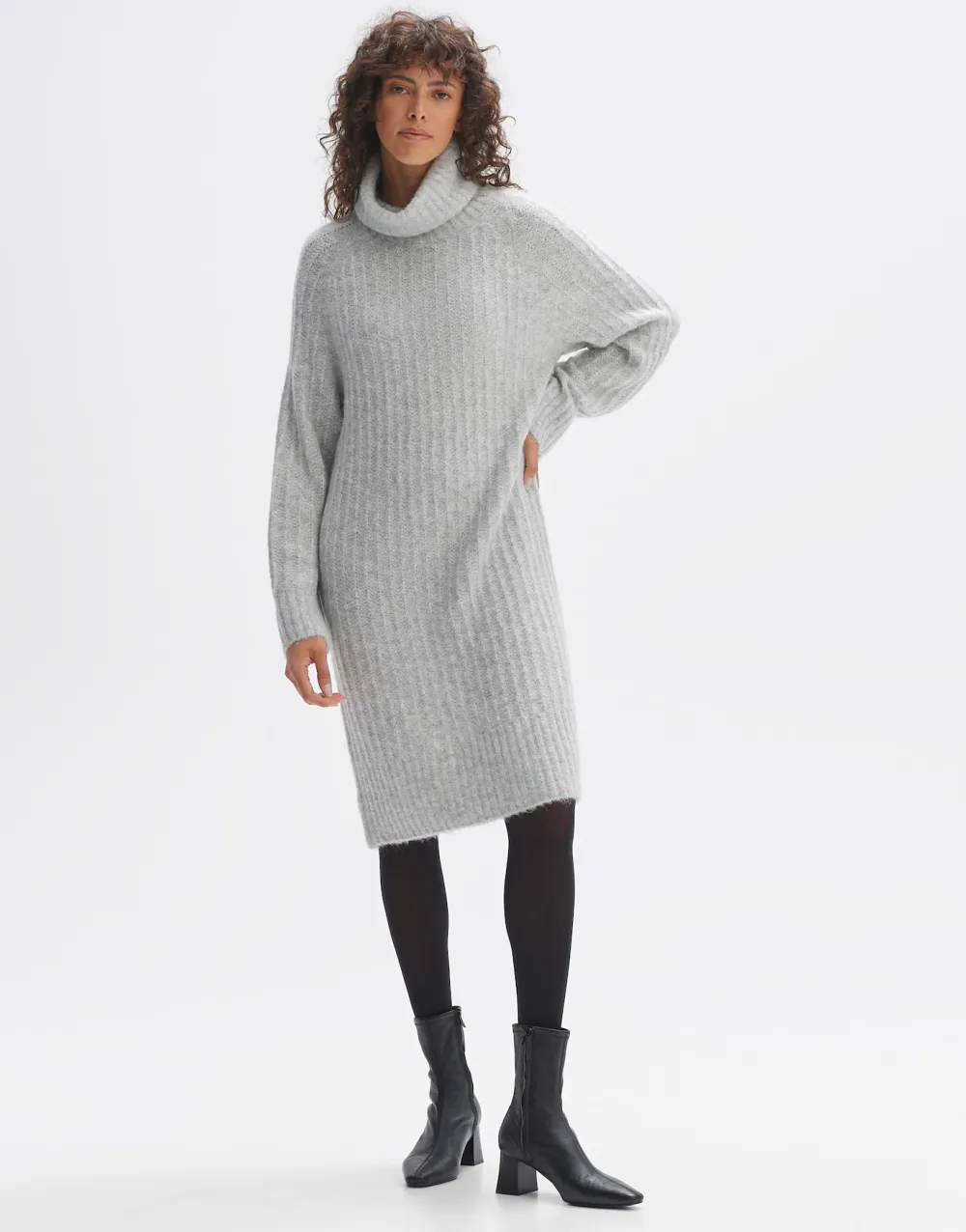 gebreide_jurk_wenoro_1-1.webp OPUS Fashion Gebreide Jurk Wenoro^ Jurken & Rokken