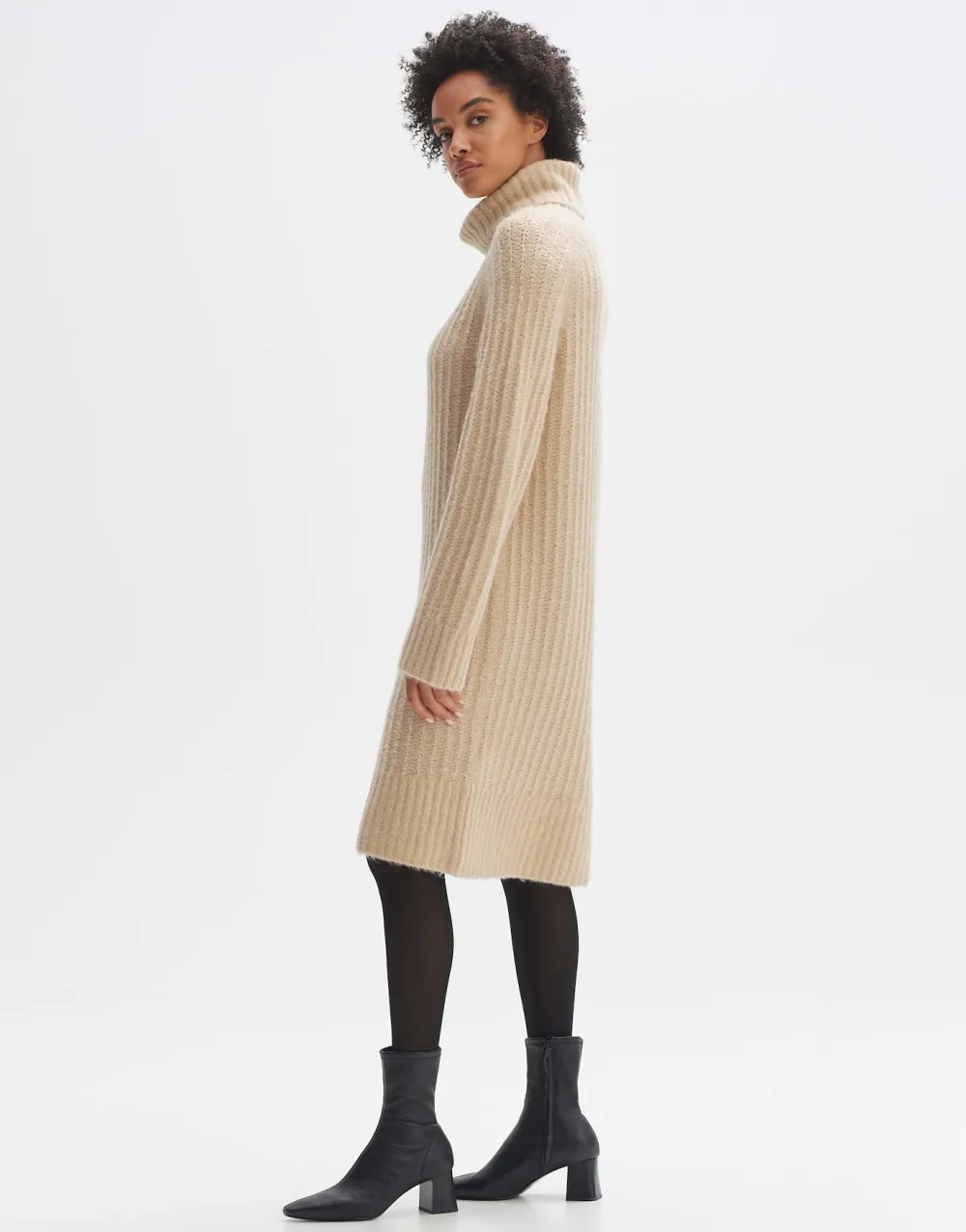 gebreide_jurk_wenoro_4.webp OPUS Fashion Gebreide Jurk Wenoro^ Jurken & Rokken