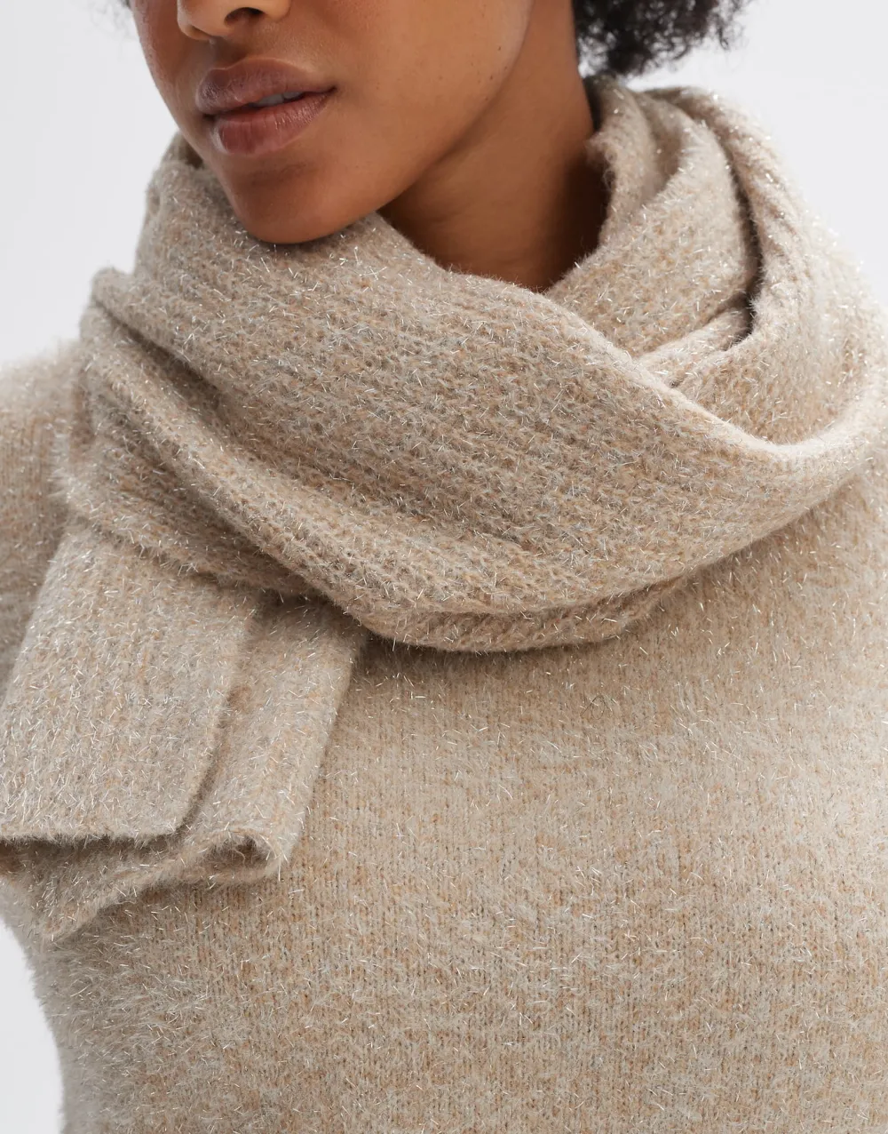 gebreide_sjaal_aglezi_scarf_4.webp OPUS Fashion Gebreide Sjaal Aglezi Scarf^ Accessoires