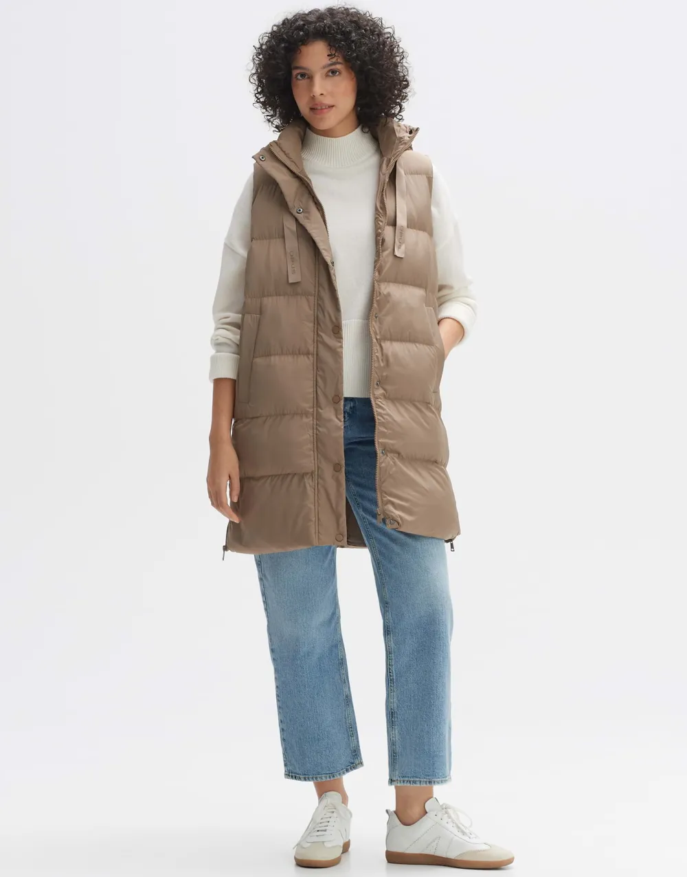 gewatteerde_bodywarmer_wafina_0-2.webp OPUS Fashion Gewatteerde Bodywarmer Wafina^ Blazer & Vesten