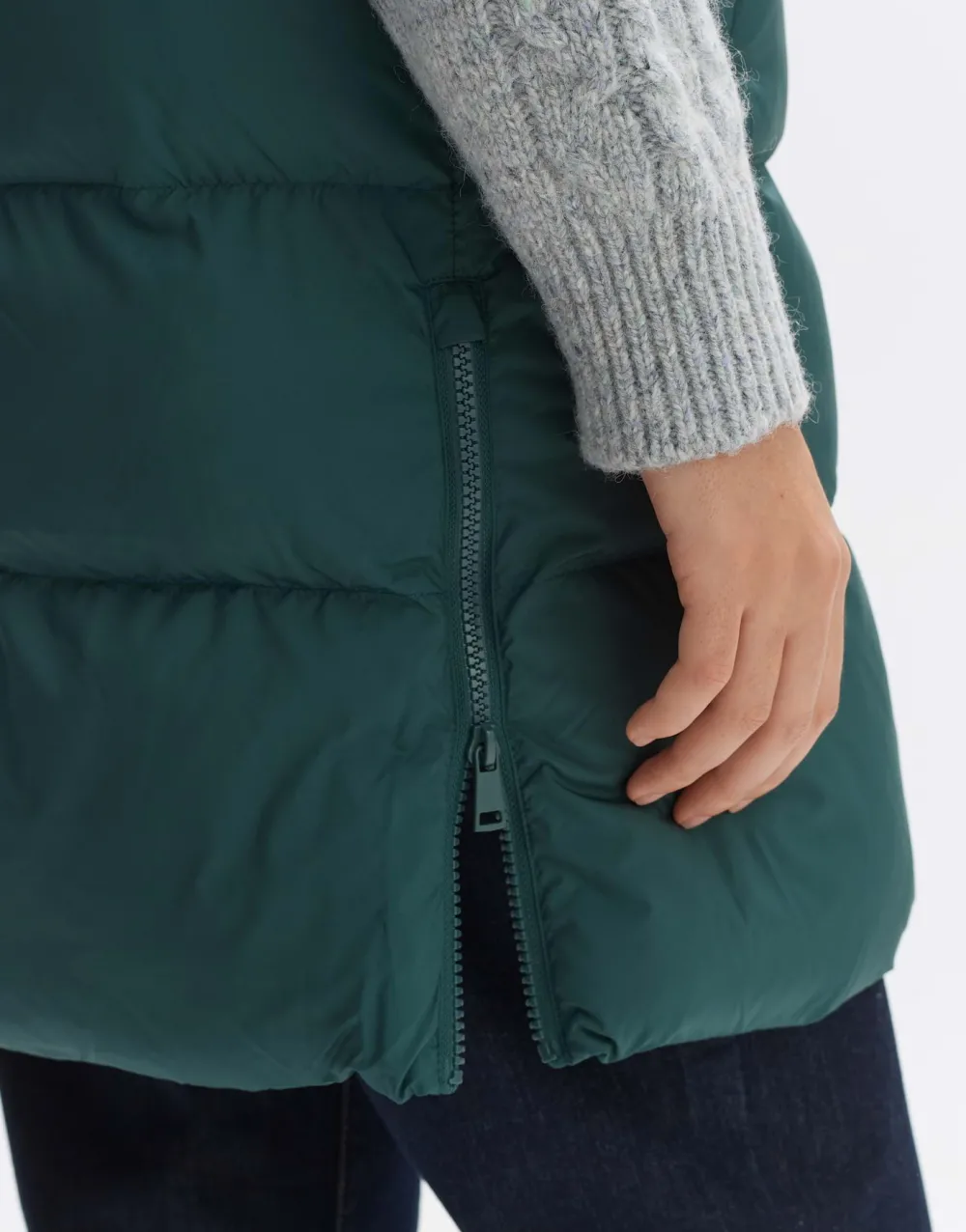 gewatteerde_bodywarmer_wafina_4.webp OPUS Fashion Gewatteerde Bodywarmer Wafina^ Blazer & Vesten