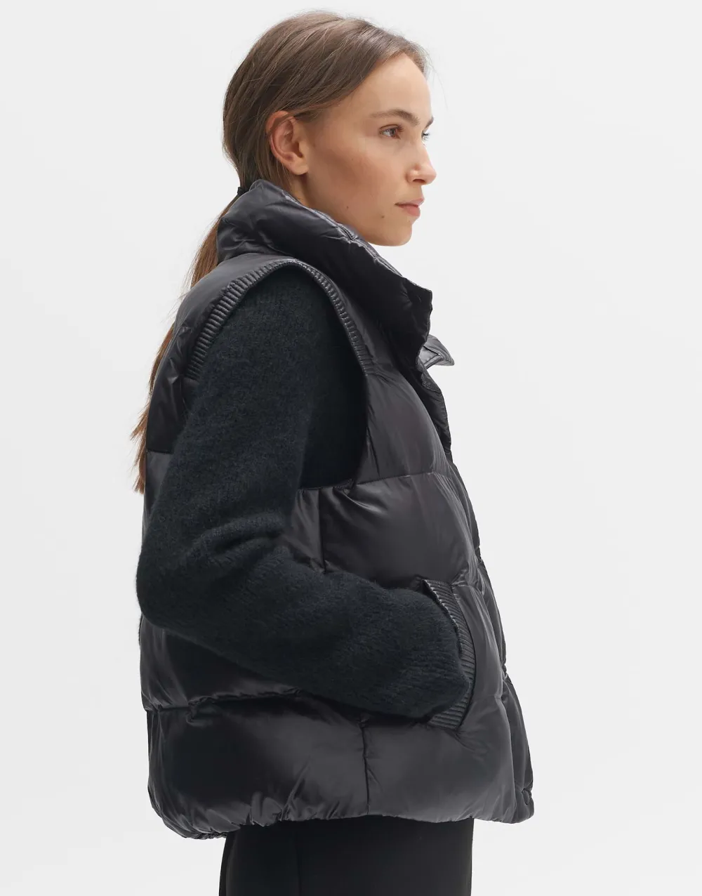 gewatteerde_bodywarmer_wulja_4.webp OPUS Fashion Gewatteerde Bodywarmer Wulja^ Blazer & Vesten