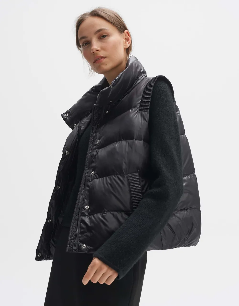 gewatteerde_bodywarmer_wulja_6.webp OPUS Fashion Gewatteerde Bodywarmer Wulja^ Blazer & Vesten