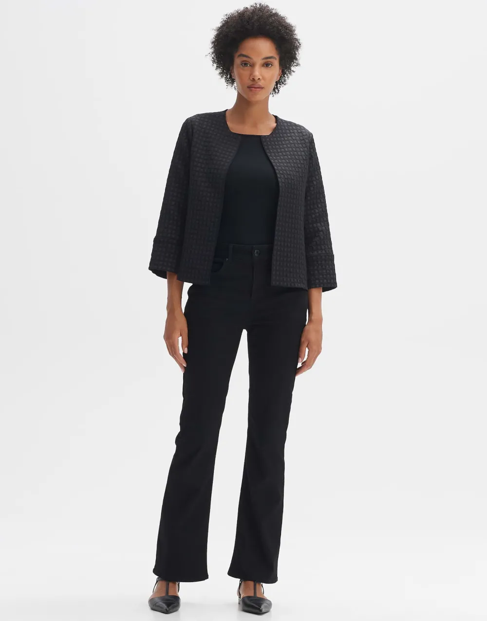korte_blazer_junata_0.webp OPUS Fashion Korte Blazer Junata^ Blazer & Vesten