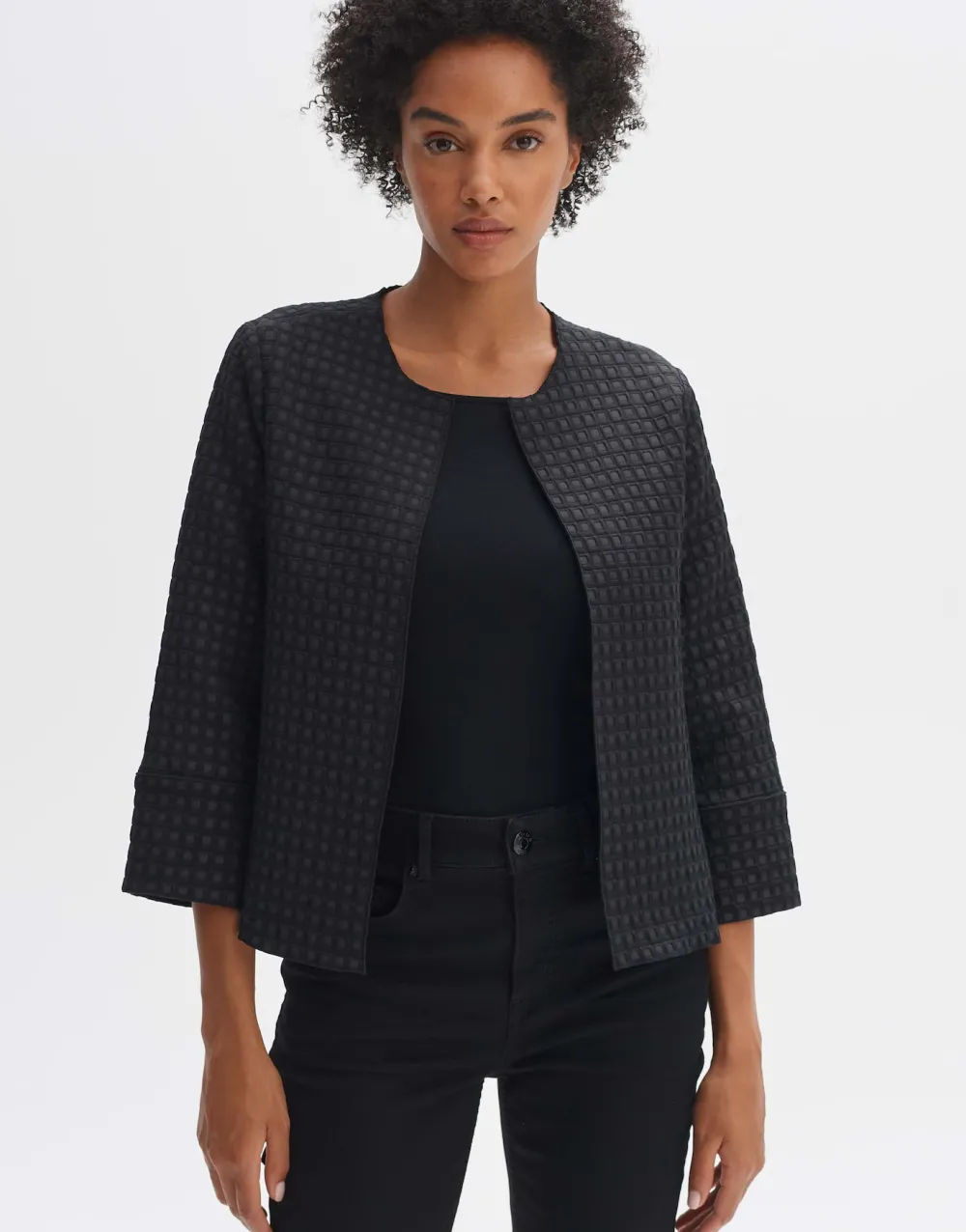 korte_blazer_junata_1.webp OPUS Fashion Korte Blazer Junata^ Blazer & Vesten