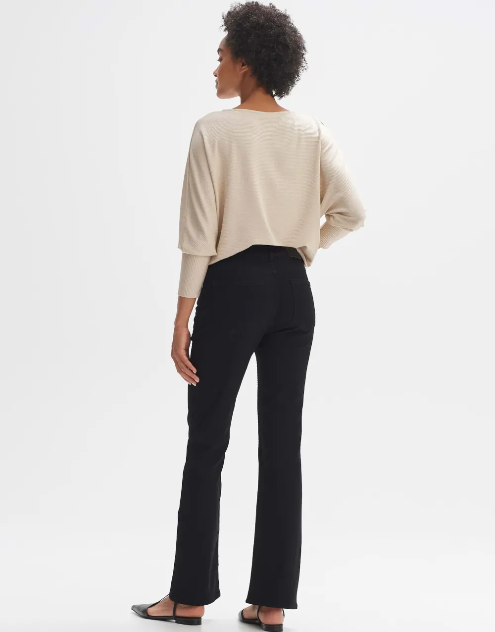 long_flared_jeans_edris_2-1.webp OPUS Fashion Long Flared Jeans Edris^ Jeans