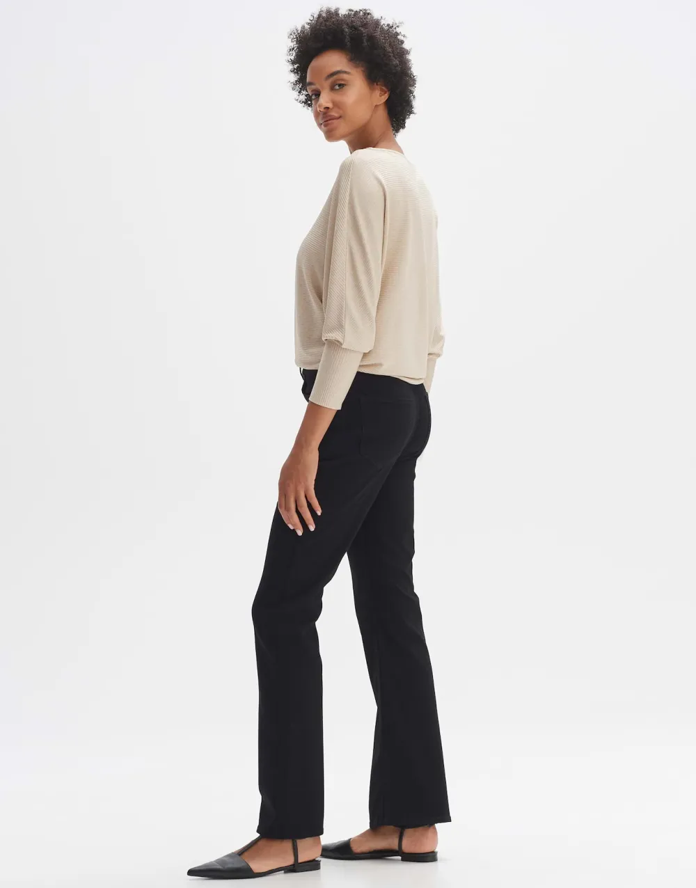 long_flared_jeans_edris_3-1.webp OPUS Fashion Long Flared Jeans Edris^ Jeans