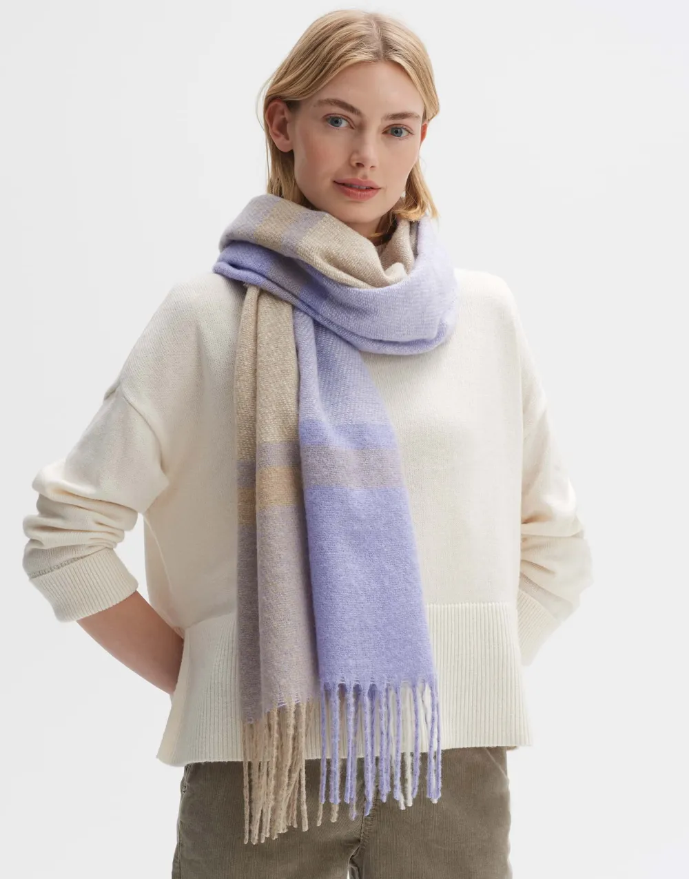 oversized_sjaal_akelsa_scarf_1.webp OPUS Fashion Oversized Sjaal Akelsa Scarf^ Accessoires