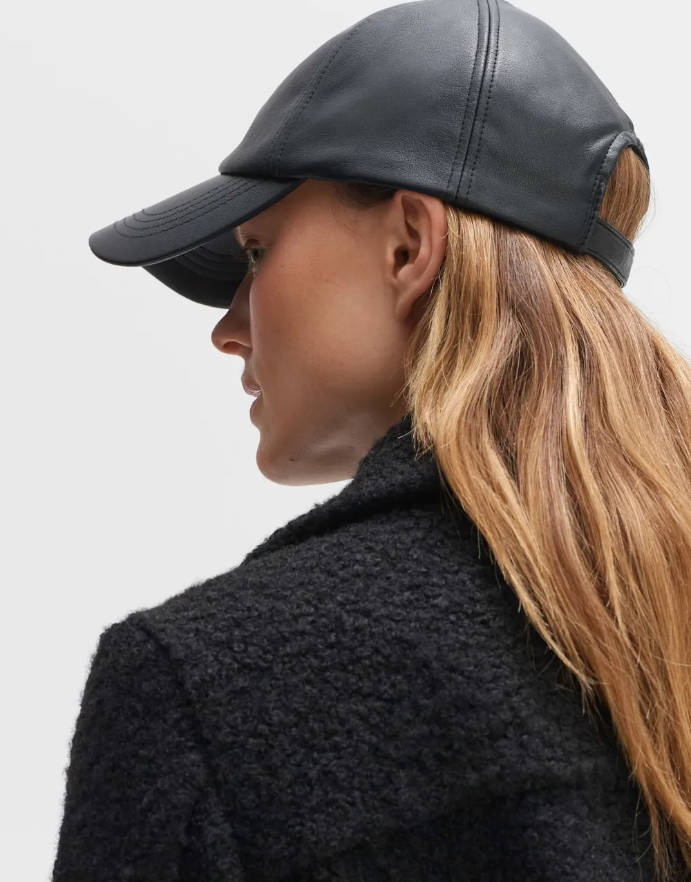 pet_aroti_cap_3.webp OPUS Fashion Pet Aroti Cap^ Accessoires