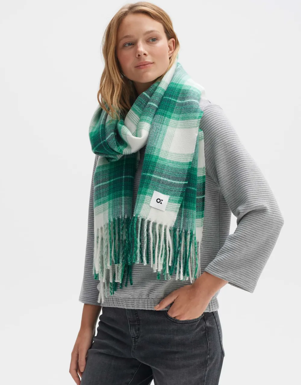 sjaal_afadi_scarf_1.webp OPUS Fashion Sjaal Afadi Scarf^ Accessoires